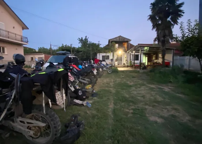 בית הארחה Roza's שקודר