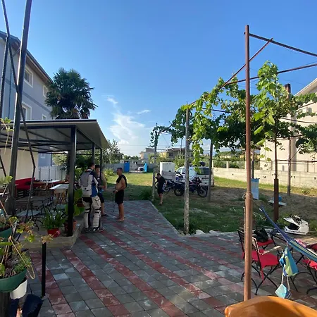 Rupa Guest house